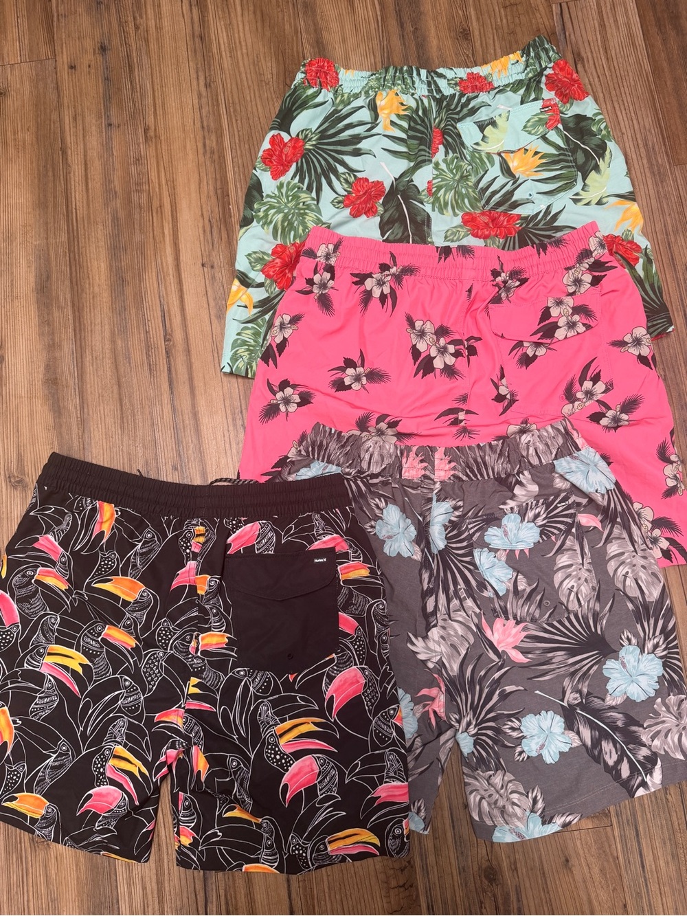 Hurley MENS lot of 4 pair swim trucks phantom, like new, size large - Picture 9 of 10